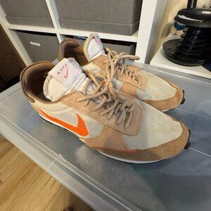 Nike Daybreak-Type 'Light Bone Orange' 11.5 Mens Sneakers